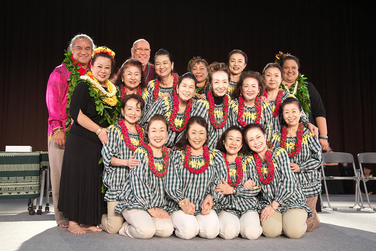 第３回イオラニ・ルアヒネ・フラ・フェスティバル総合1位